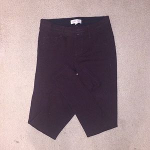 Skinny jeggings with back pockets. Size 3/26